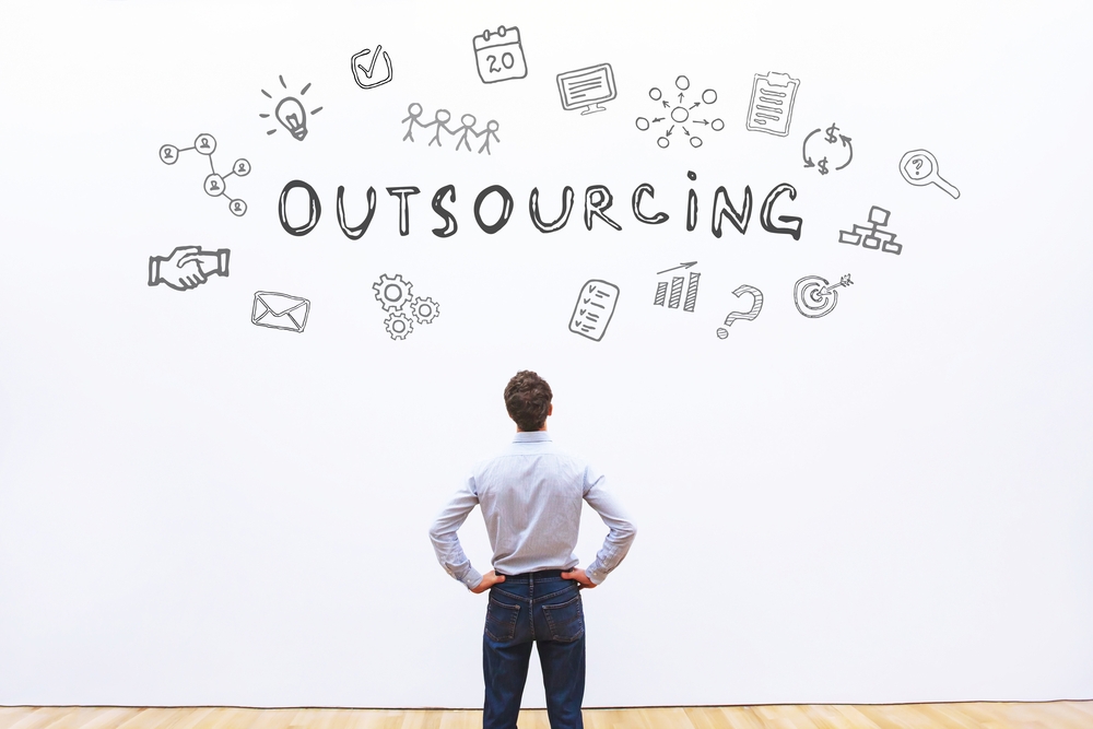 9 Benefits of Outsourcing E-Learning Development 9 Benefits of Outsourcing E Learning Development - 9 Benefits of Outsourcing E-Learning Development